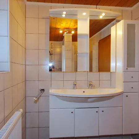 Ferienhaus Ferienhaus Tux Holiday Home