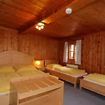 Ferienhaus Tux Holiday Home Nyaraló
