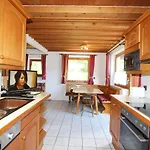 Nyaraló Ferienhaus Tux Holiday Home *