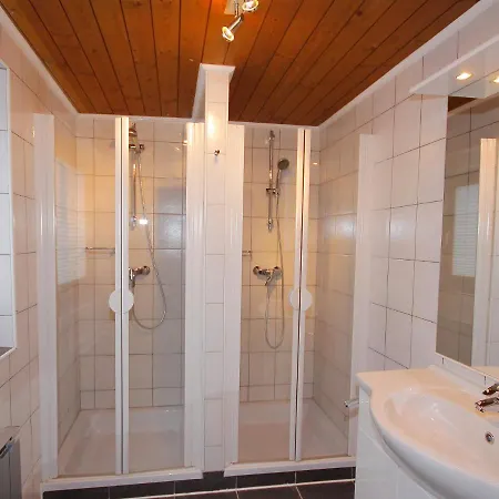 Ferienhaus Tux Holiday Home