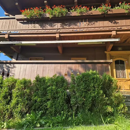 Ferienhaus Tux Holiday Home *